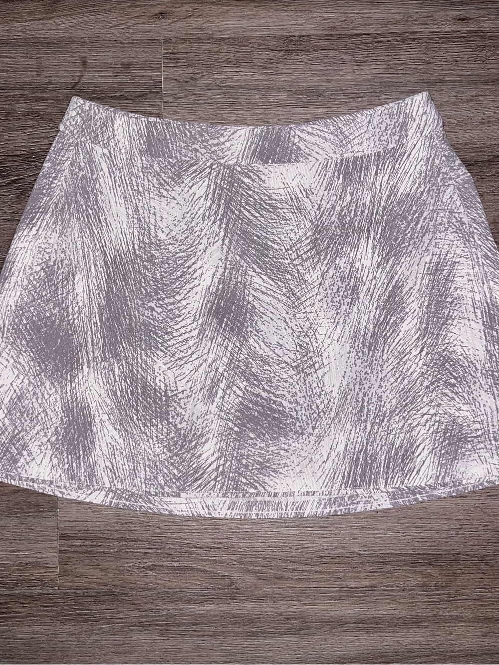 Outdoor Voices Gray Abstract-Brushstroke Skirt, Small